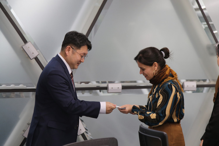 뷰페이지 큰 이미지