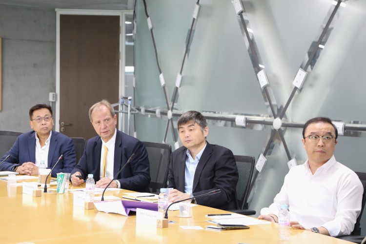 뷰페이지 큰 이미지