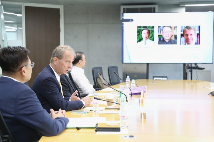 뷰페이지 큰 이미지